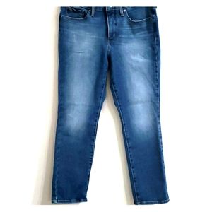 Levi's 312 shaping slim jeans